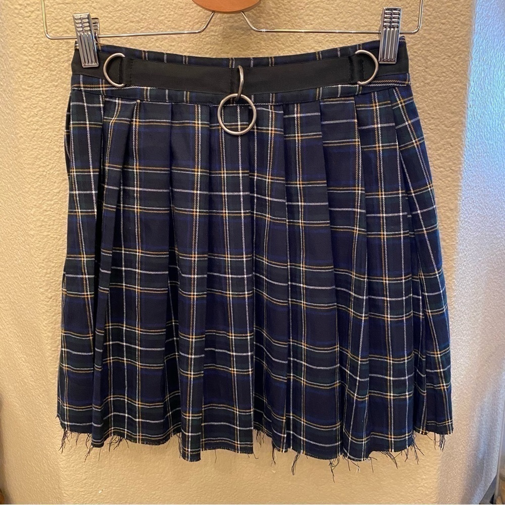 NWT~CURRENT MOOD Plaid Pleated Frayed Hem Goth Grunge Punk Skirt Size XS